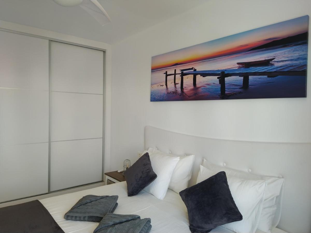 Apartment Namaste- Amazing Sea View & Infinity Pool - Good Wifi - Smart Tv-Residence Senator 科斯塔特吉塞 外观 照片